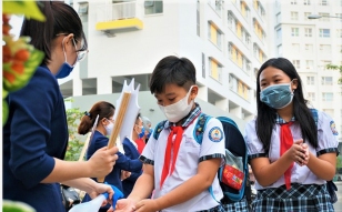 Học sinh TP HCM sẽ được miễn học phí