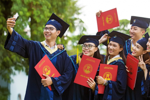 Các trường đại học tốp đầu tuyển bổ sung nhiều chỉ tiêu