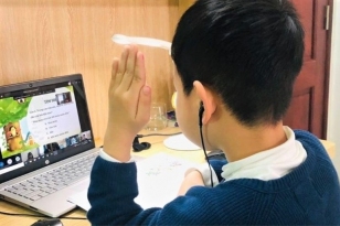 Hà Nội: Học sinh tiếp tục học trực tuyến đến khi có thông báo mới