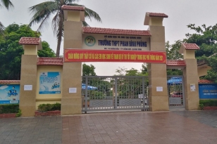 Quảng Bình thông tin chính thức vụ nữ sinh chửi tục và tát bạn học