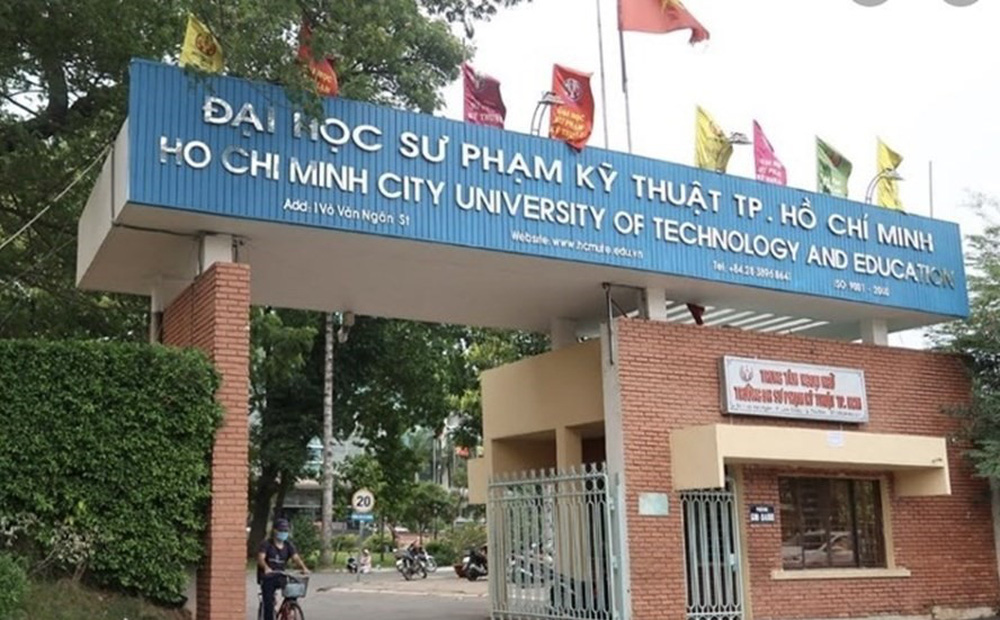 Vụ giảng viên đuổi sinh viên ra khỏi lớp học trực tuyến vì không nghe rõ khi trời mưa: Nhà trường nói gì?