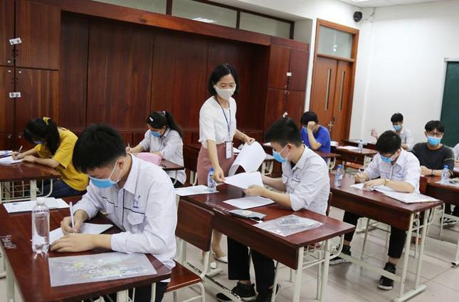 Bắc Ninh hỗ trợ, miễn học phí 4 tháng cho học sinh