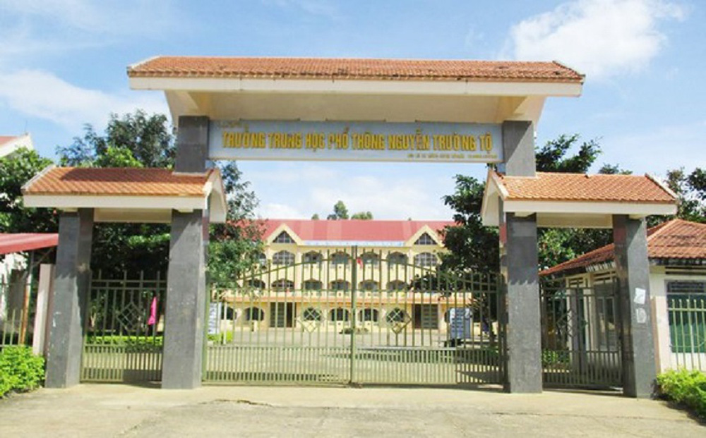 Xôn xao việc một trường cấp 3 phân công học sinh trực 9 ngày Tết